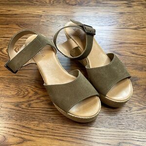 BAMBOO Army Green Espadrilles